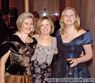 Christie Weiss, Connie Carter and Anne Weir
