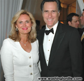 Mass. Gov. Mitt romney and wife Ann