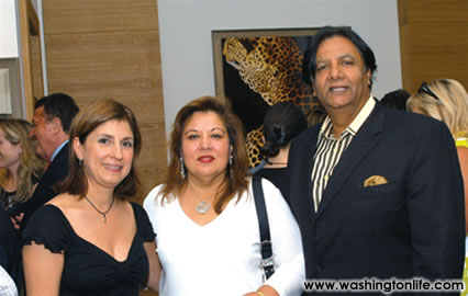 Fariba Jahanbani with Shaista and Ray Mahmood