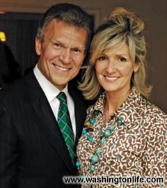 Former Sen. Tom Daschle and Linda Daschle