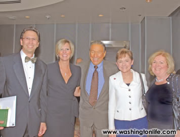 Frank Sesno, Wendy Adeler-Hall, Mike Wallace, Sue Myrick and Sheila Rabaut