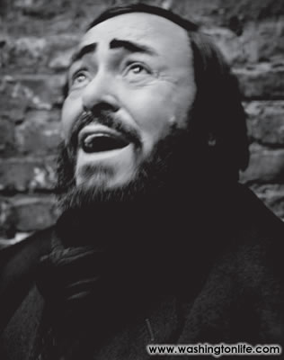 LUCIANO PAVAROTTI