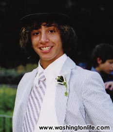 The bride’s brother Rufus Moffett