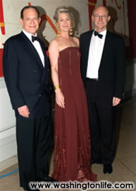 Dr. William Haseltine, Nini Ferguson in Hermes and Bill Nitze