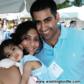 Ravin and Shala Ohri with their daughter Simpatv