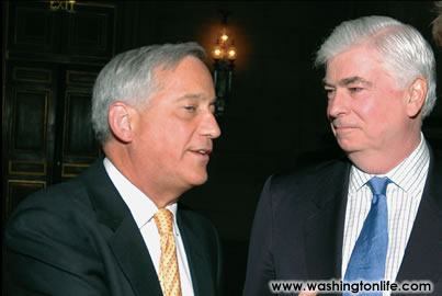 Walter Isaacson and Sen. Chris Dodd