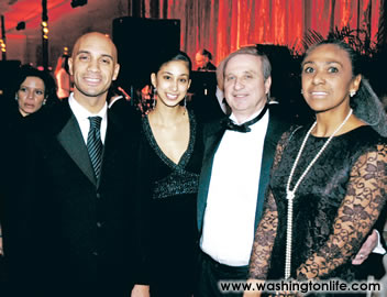 Mayor Adrian Fenty and Alicia Graf with Arnie and Martha Graf