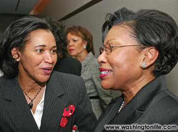 Brenda Noel and Gwen Everett