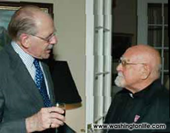 Jeffrey and Juleanna Glover Weiss honored Father Angelo D&rsquo;Agostino