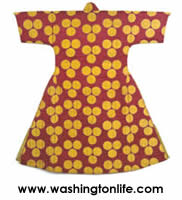 A silk and taffeta kaftan from the 16th-17th century