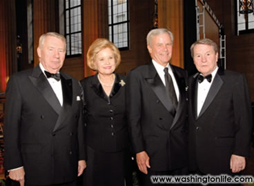 ROBERT MACNEIL, JIM LEHRER, 