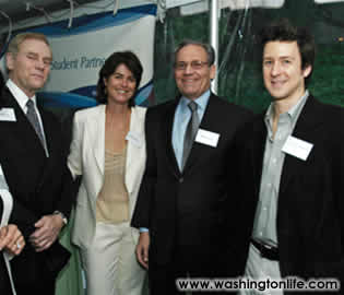 Jan Lodal, Elsa Walsh, Bob Woodward and Jeff Himmelman