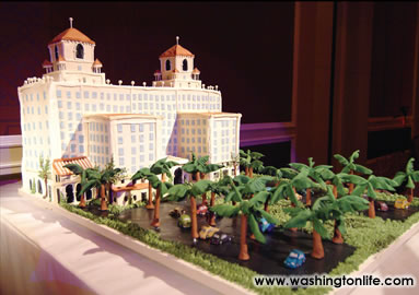 Replica cake of the Hotel Nacional
