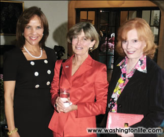 Barbara Harrison, Suzanne Nicholson and Buff y Cafritz